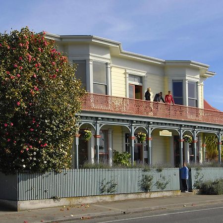 Tamara Riverside Lodge Whanganui Esterno foto