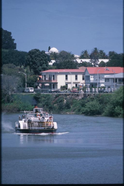 Tamara Riverside Lodge Whanganui Esterno foto